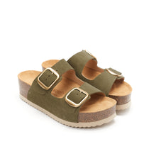 Carica l&#39;immagine nel visualizzatore di Gallery, Green platforms ZOE made with suede leather
