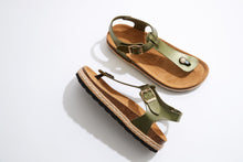 Carica l&#39;immagine nel visualizzatore di Gallery, Green platforms LEON made with eco-leather
