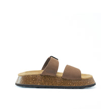 Carica l&#39;immagine nel visualizzatore di Gallery, Brown platforms MARA made with nubuck leather
