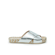 Carica l&#39;immagine nel visualizzatore di Gallery, Silver espadrilles ZOE made with eco-leather
