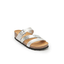 Carica l&#39;immagine nel visualizzatore di Gallery, Silver platforms OLIVIA made with eco-leather
