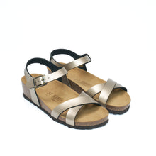 Carica l&#39;immagine nel visualizzatore di Gallery, Bronze platforms SARA made with eco-leather
