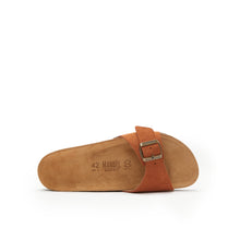 Load image into Gallery viewer, Brown single-strap sandals AGATA made with leather suede
