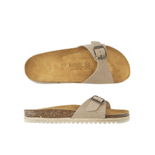 Carica l&#39;immagine nel visualizzatore di Gallery, Taupe single-strap AGATA made with oiled leather
