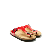 Load image into Gallery viewer, Red thong sandals BLANCA made with eco-leather
