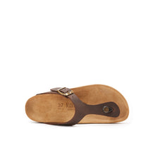 Carica l&#39;immagine nel visualizzatore di Gallery, Dark Brown thong sandals BLANCA made with leather
