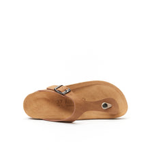 Carica l&#39;immagine nel visualizzatore di Gallery, Cognac Brown thong BLANCA made with eco-leather
