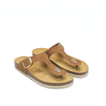 Carica l&#39;immagine nel visualizzatore di Gallery, Cognac Brown thong BLANCA made with eco-leather
