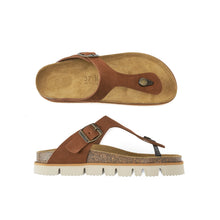 Carica l&#39;immagine nel visualizzatore di Gallery, Chestnuts thong BLANCA made with suede leather
