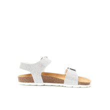 Carica l&#39;immagine nel visualizzatore di Gallery, Silver sandals INES made with eco-leather
