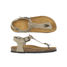 Charger l&#39;image dans la galerie, Taupe sandals LEON made with nubuck leather
