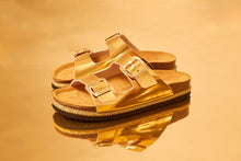 Carica l&#39;immagine nel visualizzatore di Gallery, Gold two-strap sandals ALBERTO made with eco-leather
