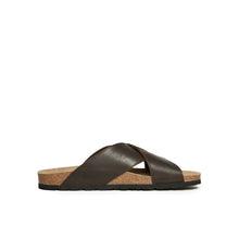 Carica l&#39;immagine nel visualizzatore di Gallery, Dark Brown crossover strap sandals RAMON made with leather
