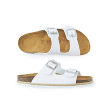 Carica l&#39;immagine nel visualizzatore di Gallery, White two-straps ALBERTO made with eco-leather
