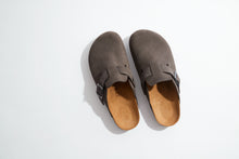 Load image into Gallery viewer, Grey sabot clogs NOE made with leather
