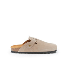 Carica l&#39;immagine nel visualizzatore di Gallery, Taupe sabot clogs NOE made with leather
