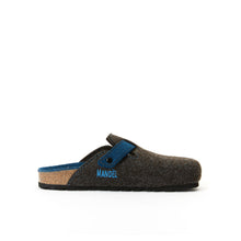 Carica l&#39;immagine nel visualizzatore di Gallery, Dark Brown sabot clogs NOE made with felt
