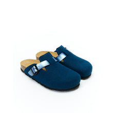 Load image into Gallery viewer, Navy sabot clogs NOE made with felt
