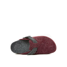 Load image into Gallery viewer, Bordeaux sabot clogs NOE made with felt
