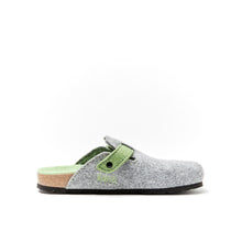 Carica l&#39;immagine nel visualizzatore di Gallery, Grey sabot clogs NOE made with felt
