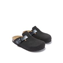 Carica l&#39;immagine nel visualizzatore di Gallery, Black sabot clogs NOE made with felt
