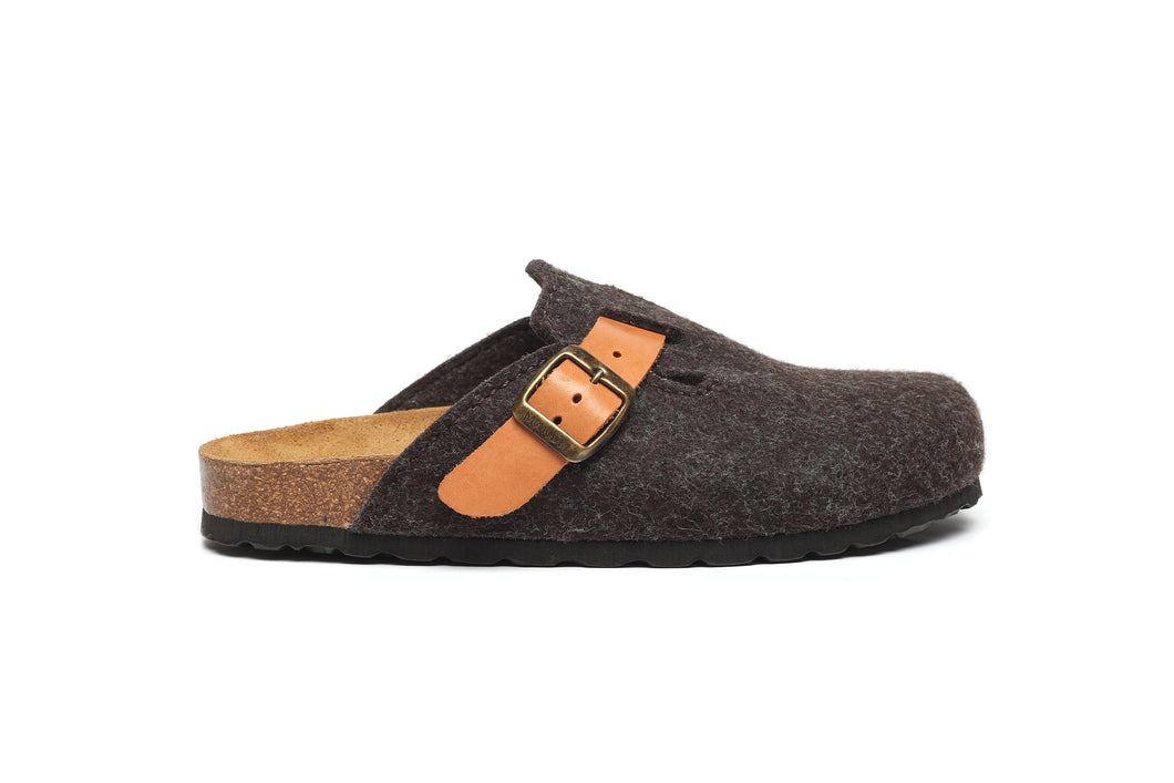 Dark Brown sabot clogs NOE made with felt