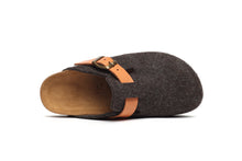 Carica l&#39;immagine nel visualizzatore di Gallery, Dark Brown sabot clogs NOE made with felt
