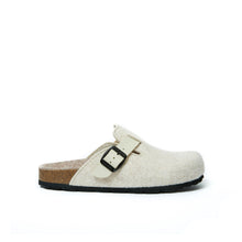 Load image into Gallery viewer, Creamy sabot clogs NOE made with felt
