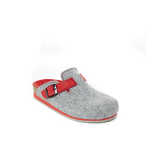 Load image into Gallery viewer, Grey sabot clogs NOE made with felt
