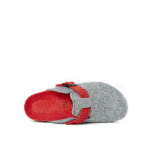 Load image into Gallery viewer, Grey sabot clogs NOE made with felt
