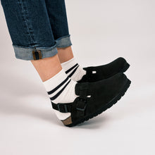 Carica l&#39;immagine nel visualizzatore di Gallery, Black sabot clogs OSCAR made with nubuck leather
