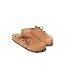 Carica l&#39;immagine nel visualizzatore di Gallery, Brown sabot clogs ESTER made with leather
