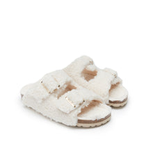 Load image into Gallery viewer, Creamy two-strap sabot ALBERTO made with faux fur
