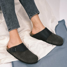 Load image into Gallery viewer, Grey sabot clogs DIA made with leather suede and oiled
