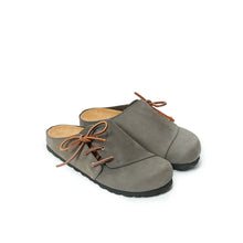 Carica l&#39;immagine nel visualizzatore di Gallery, Grey sabot clogs ESTER made with nubuck leather
